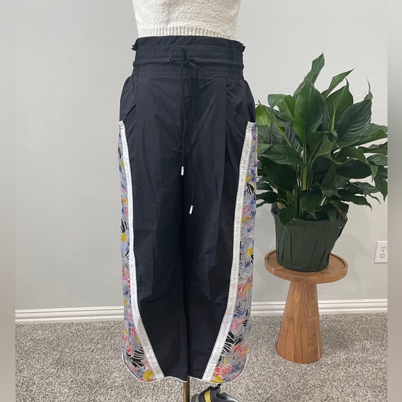 FP Movement by Free People Black Track Pants with Multicolor Trim - Picture 2 of 11